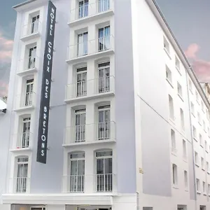 Hotel Croix Des Bretons - Pyrenees