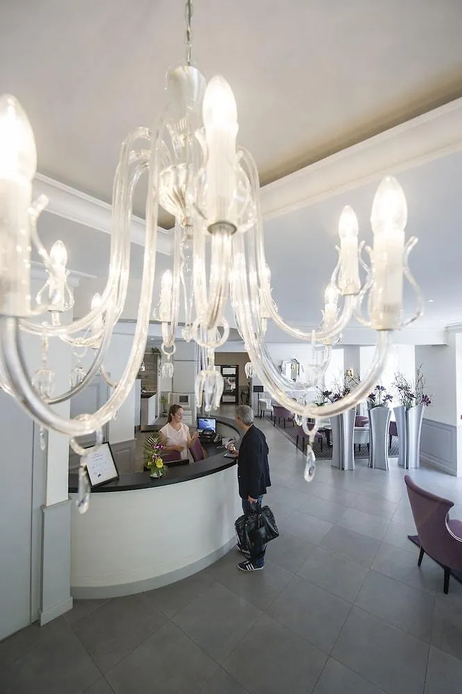 Hotel Esplanade Eden Lourdes France