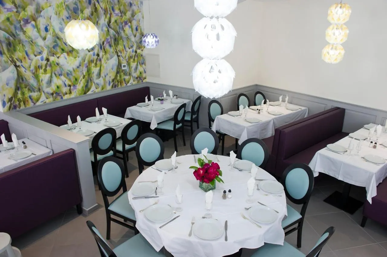 Hotel Esplanade Eden Lourdes 3*,